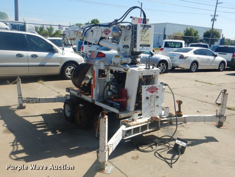 image for item IR9197 1996 SDP EZ Hauler  mini digger derrick