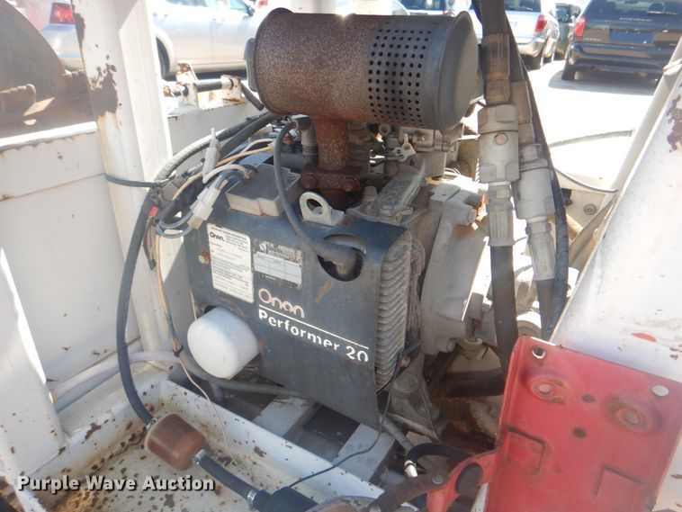 image for item IR9197 1996 SDP EZ Hauler  mini digger derrick