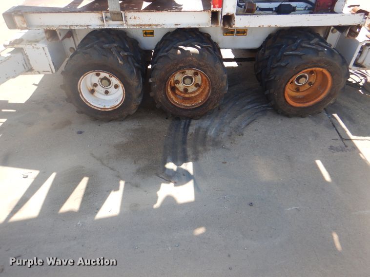 image for item IR9197 1996 SDP EZ Hauler  mini digger derrick