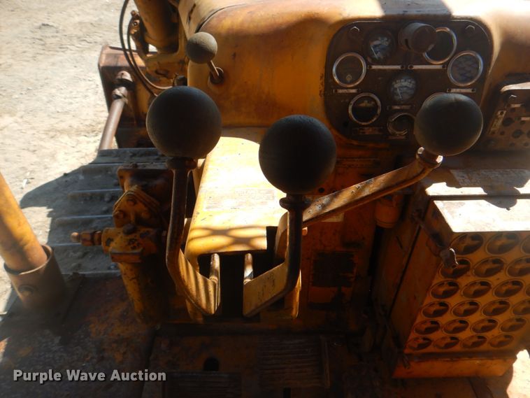 image for item IR9218 Allis-Chalmers HD16  dozer