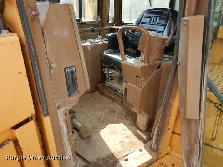 image for item JG9018 1990 Caterpillar D8N  dozer
