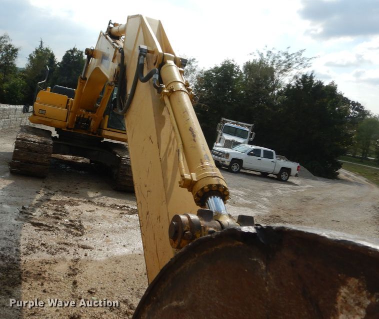 image for item JG9019 2007 Komatsu PC300LC-7EO  excavator