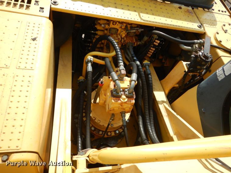 image for item JG9019 2007 Komatsu PC300LC-7EO  excavator