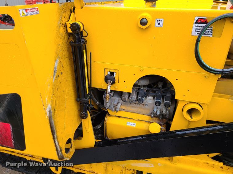 image for item JG9297 2005 Mauldin 1750-C  paver