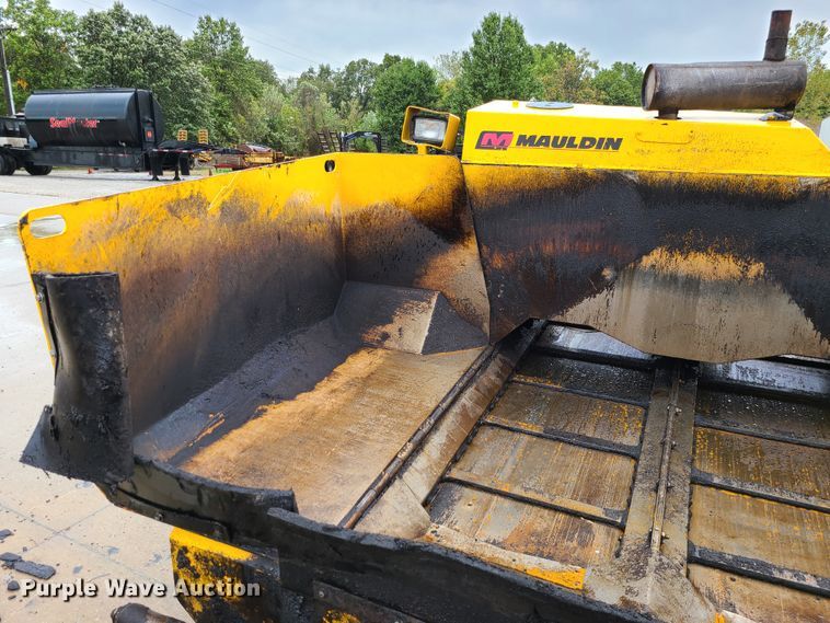 image for item JG9297 2005 Mauldin 1750-C  paver