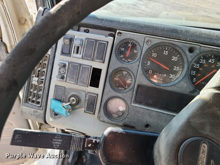 image for item JG9307 1998 Freightliner FL80  dump truck