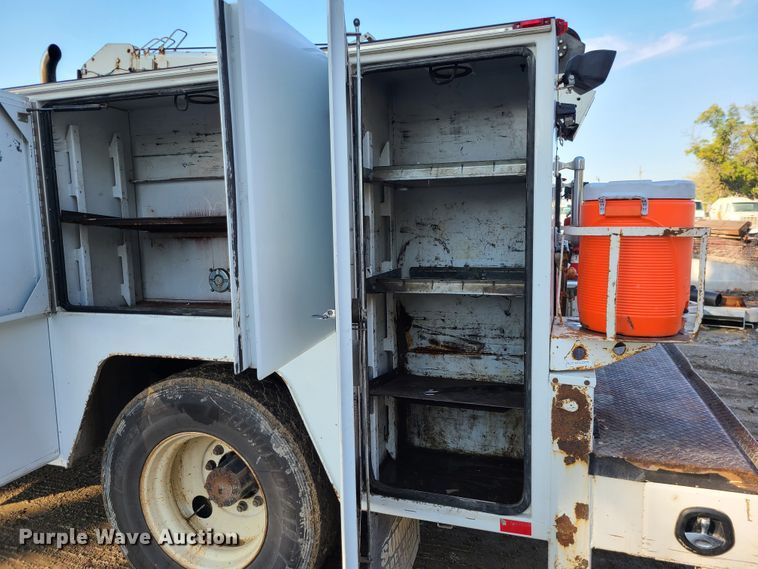 image for item JG9312 2008 Ford F750  utility / service truck