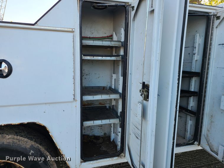 image for item JG9312 2008 Ford F750  utility / service truck