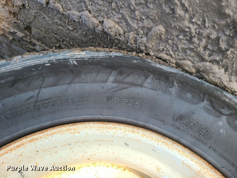 image for item JG9312 2008 Ford F750  utility / service truck