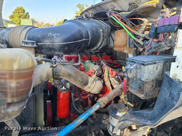 image for item JG9312 2008 Ford F750  utility / service truck