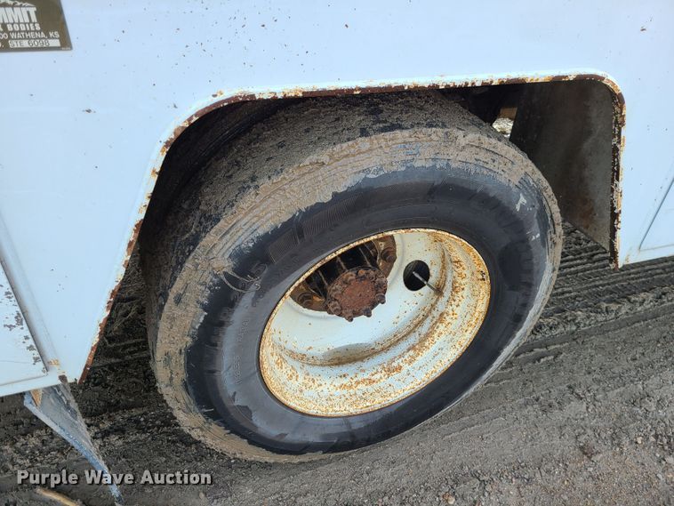 image for item JG9312 2008 Ford F750  utility / service truck