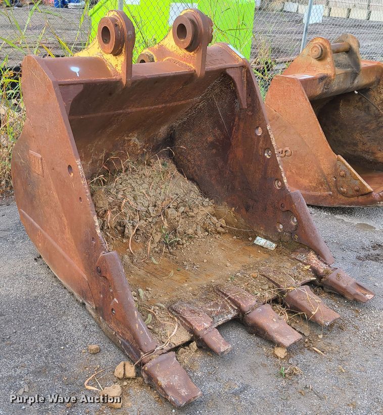 image for item JG9332 Caterpillar  54" excavator bucket