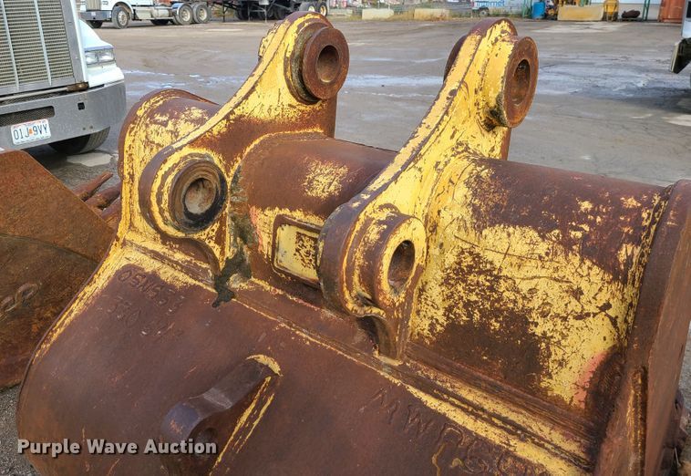 image for item JG9332 Caterpillar  54" excavator bucket