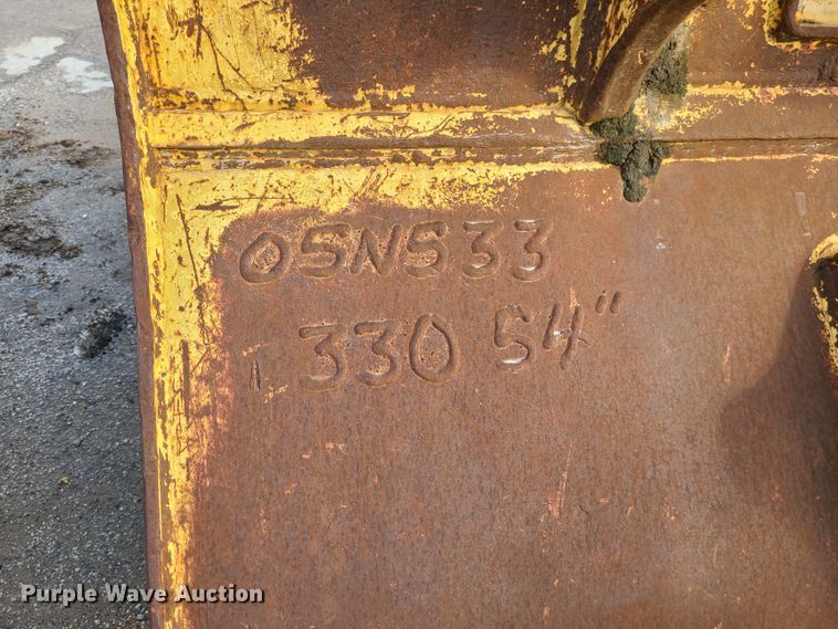 image for item JG9332 Caterpillar  54" excavator bucket