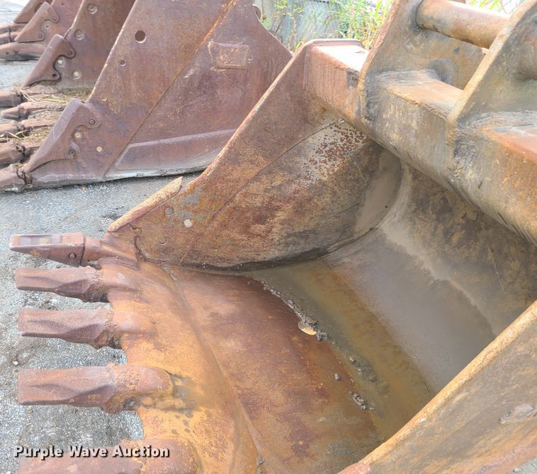 image for item JG9333 49" W Esco excavator bucket