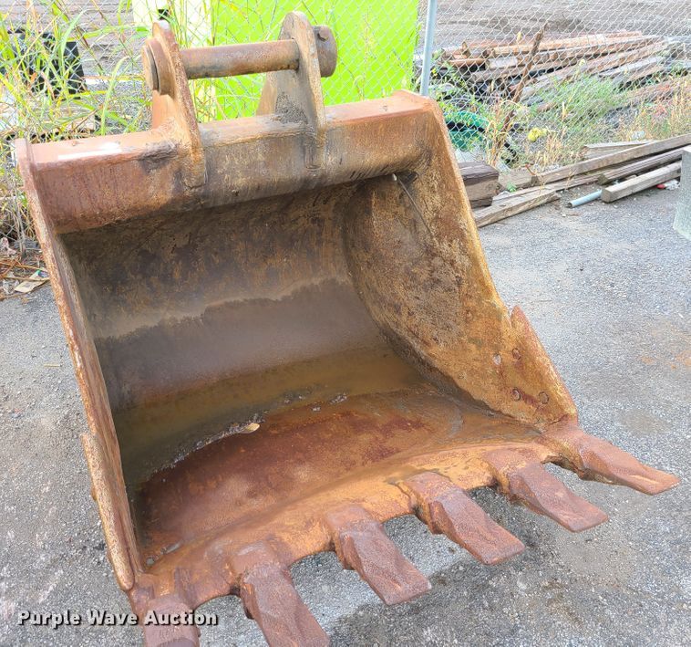 image for item JG9333 49" W Esco excavator bucket