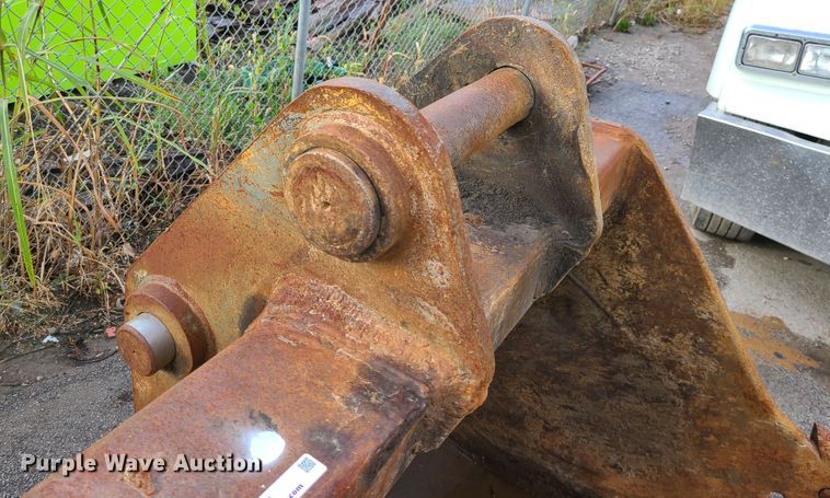 image for item JG9333 49" W Esco excavator bucket