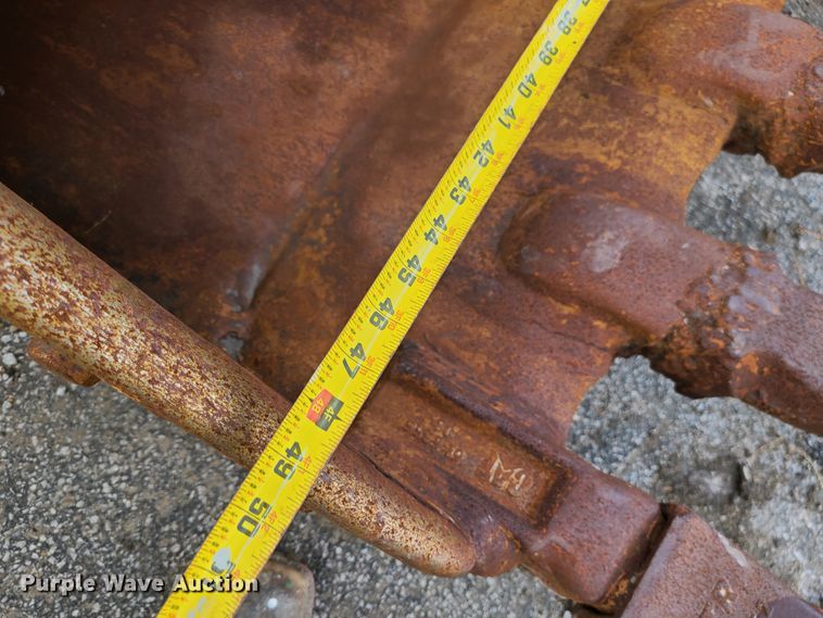 image for item JG9333 49" W Esco excavator bucket