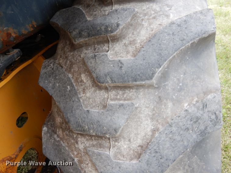 image for item JI9509 2015 John Deere 410K  backhoe