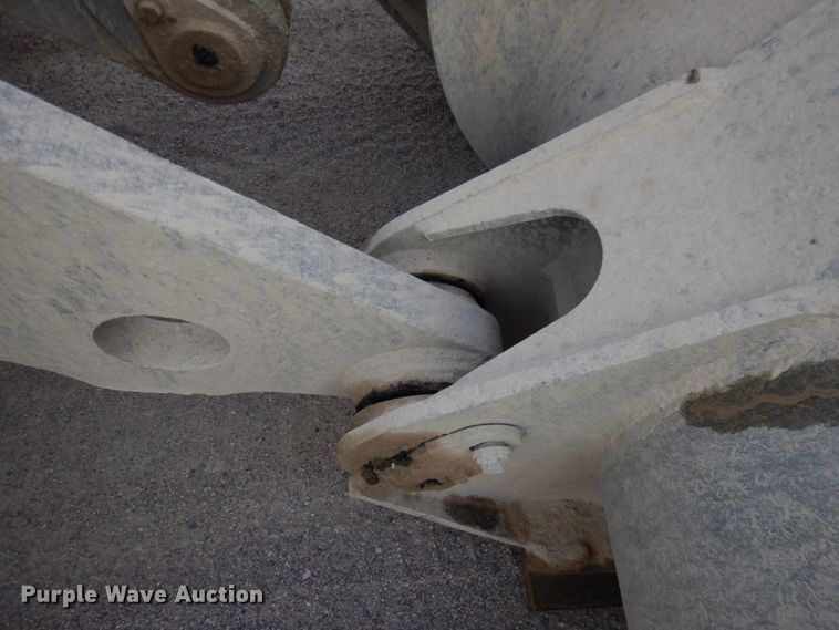 image for item JQ9281 2004 Volvo L220E  wheel loader