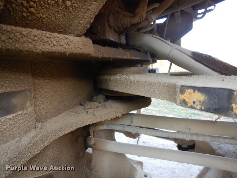 image for item JQ9281 2004 Volvo L220E  wheel loader