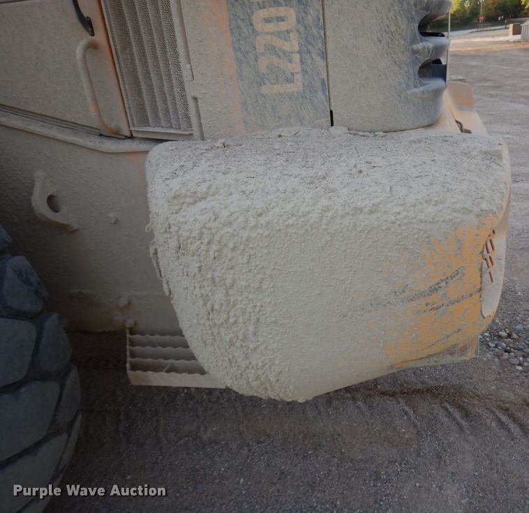 image for item JQ9281 2004 Volvo L220E  wheel loader