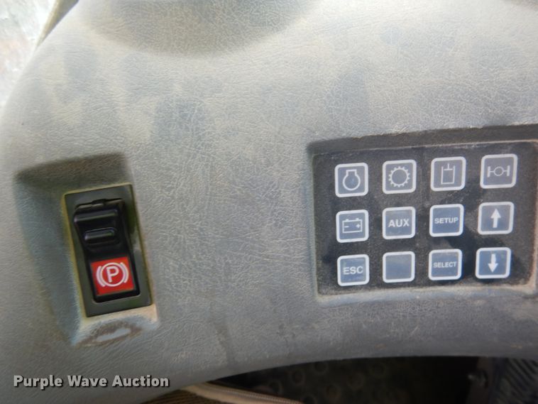 image for item JQ9281 2004 Volvo L220E  wheel loader