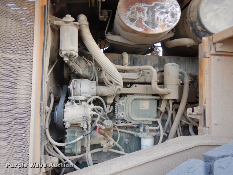 image for item JQ9281 2004 Volvo L220E  wheel loader