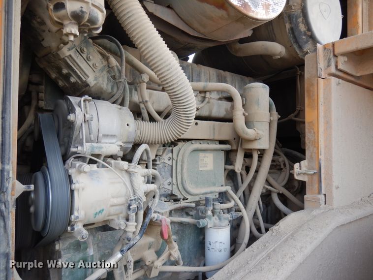 image for item JQ9281 2004 Volvo L220E  wheel loader