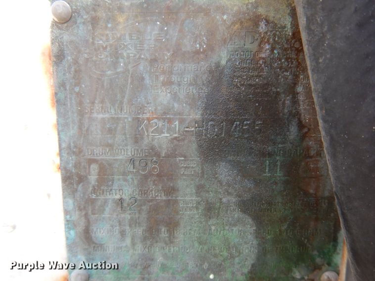 image for item JQ9292 1999 Mack RD690S  ready mix truck