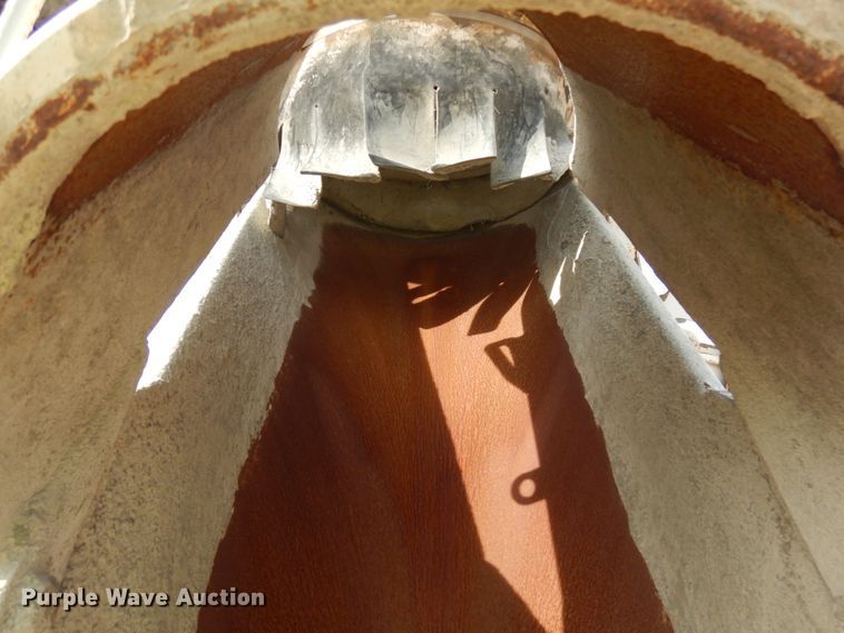 image for item JQ9292 1999 Mack RD690S  ready mix truck