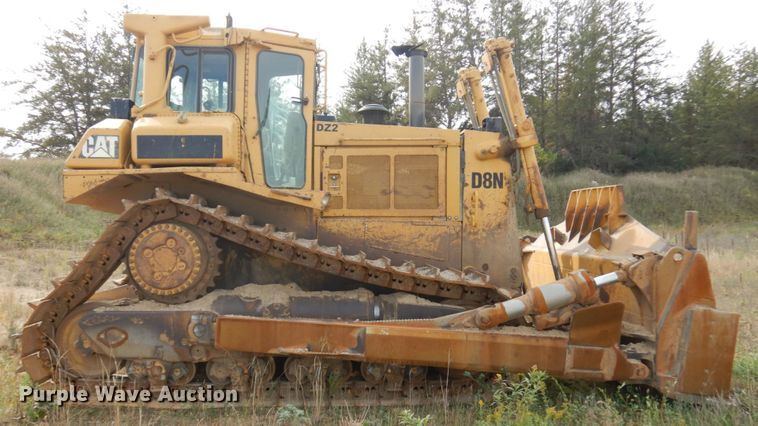image for item JQ9297 1989 Caterpillar D8N  dozer