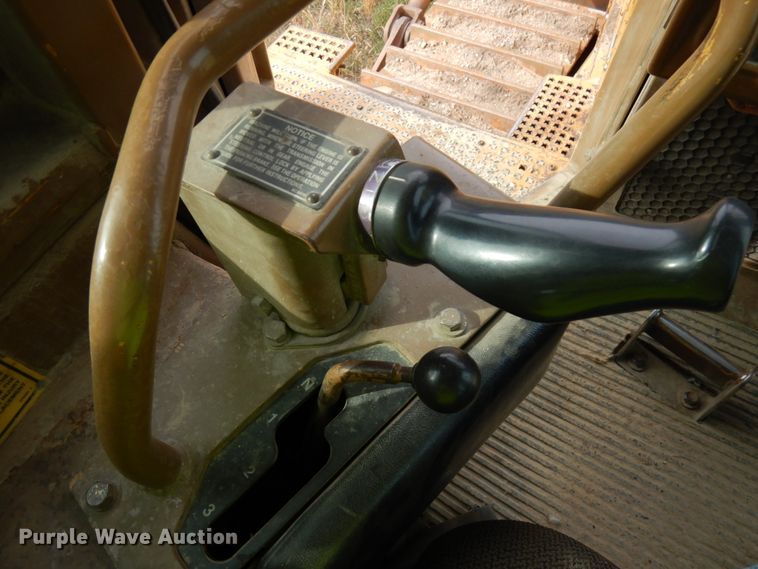 image for item JQ9297 1989 Caterpillar D8N  dozer