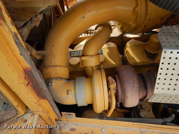 image for item JQ9297 1989 Caterpillar D8N  dozer