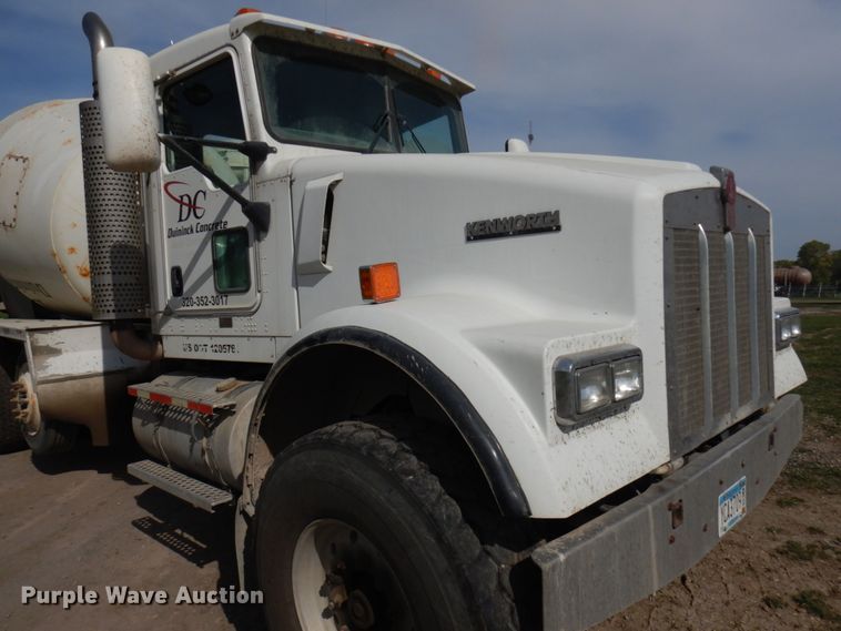image for item JQ9303 2006 Kenworth W900  ready mix truck