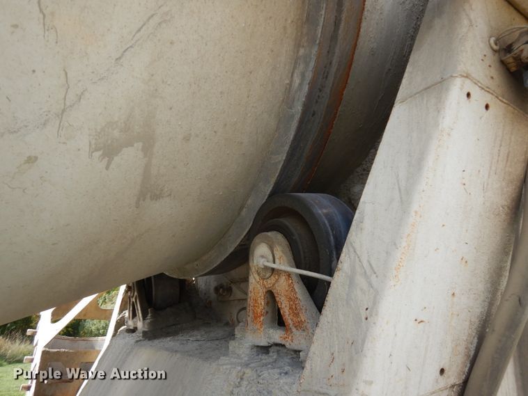 image for item JQ9303 2006 Kenworth W900  ready mix truck