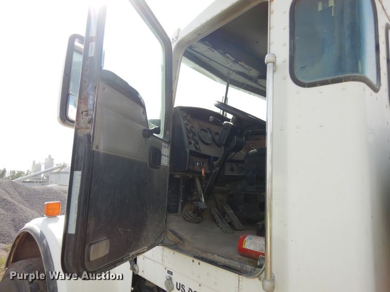 image for item JQ9303 2006 Kenworth W900  ready mix truck