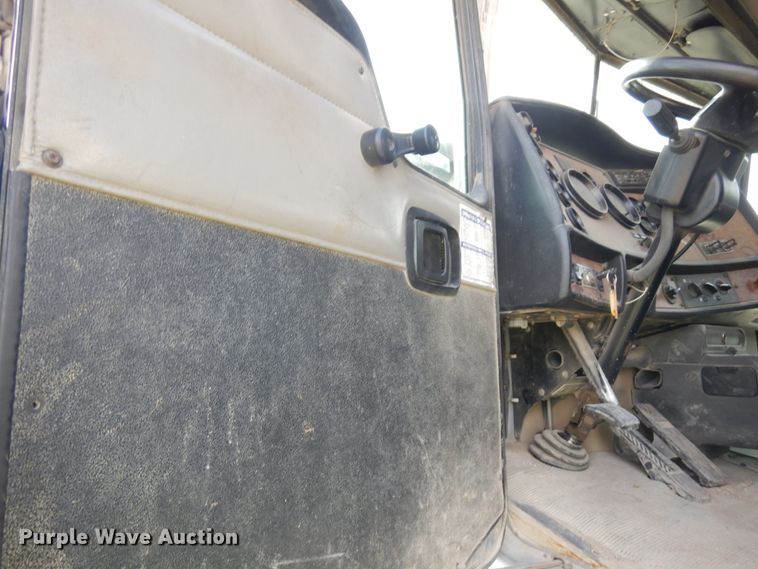 image for item JQ9303 2006 Kenworth W900  ready mix truck