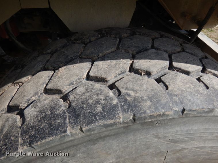 image for item JQ9303 2006 Kenworth W900  ready mix truck