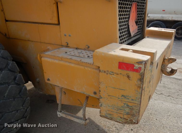 image for item JQ9304 1989 John Deere 644EZ  wheel loader