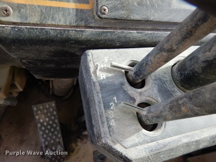 image for item JQ9304 1989 John Deere 644EZ  wheel loader