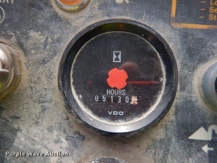 image for item JQ9304 1989 John Deere 644EZ  wheel loader