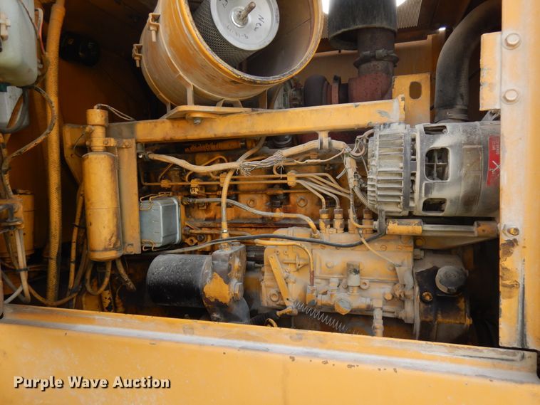 image for item JQ9304 1989 John Deere 644EZ  wheel loader