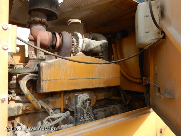 image for item JQ9304 1989 John Deere 644EZ  wheel loader