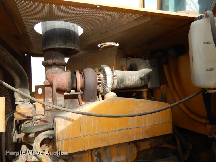 image for item JQ9304 1989 John Deere 644EZ  wheel loader