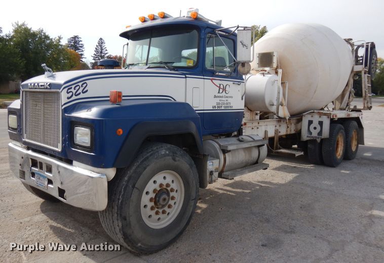 image for item JQ9305 1999 Mack RD688S  ready mix truck