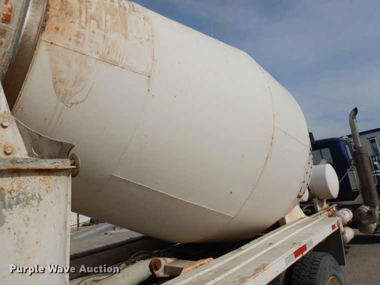 image for item JQ9305 1999 Mack RD688S  ready mix truck