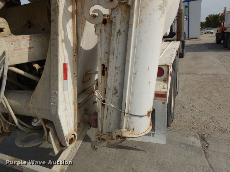 image for item JQ9305 1999 Mack RD688S  ready mix truck