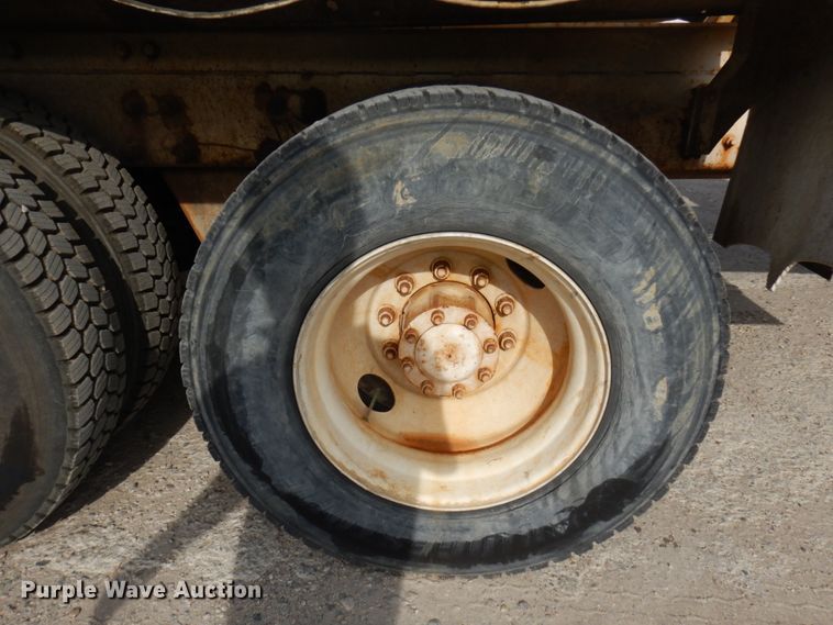 image for item JQ9305 1999 Mack RD688S  ready mix truck