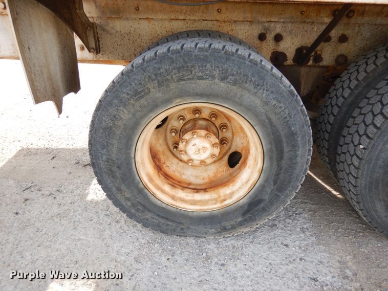 image for item JQ9305 1999 Mack RD688S  ready mix truck